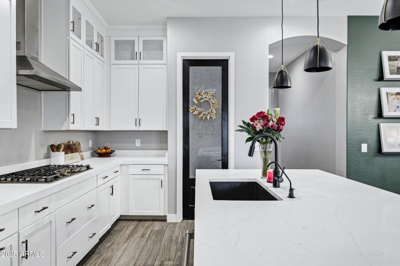 23146 E Mayberry Rd-15