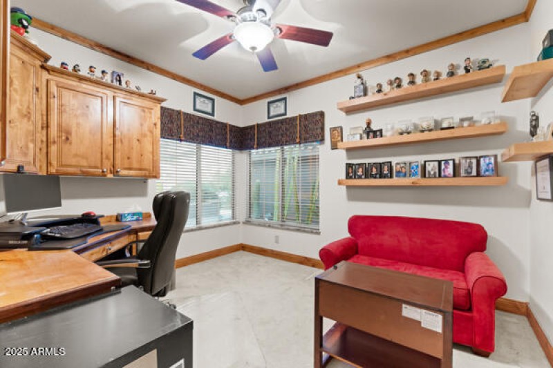 Den:Office 1