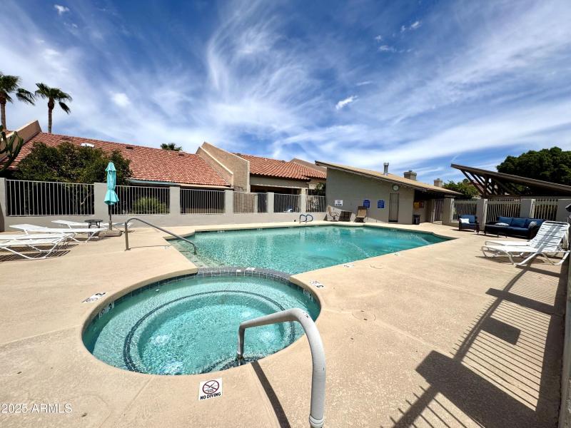 Community Spa and Pool