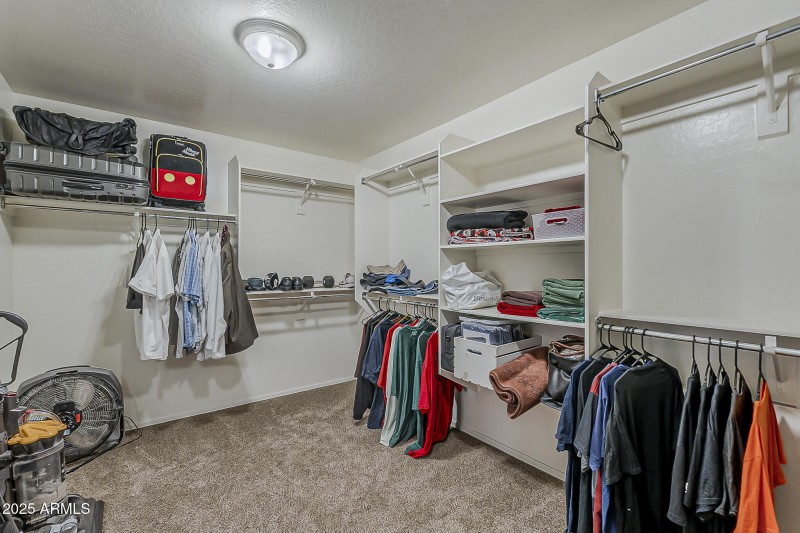 Volk_Ln-37 M Bath Closet