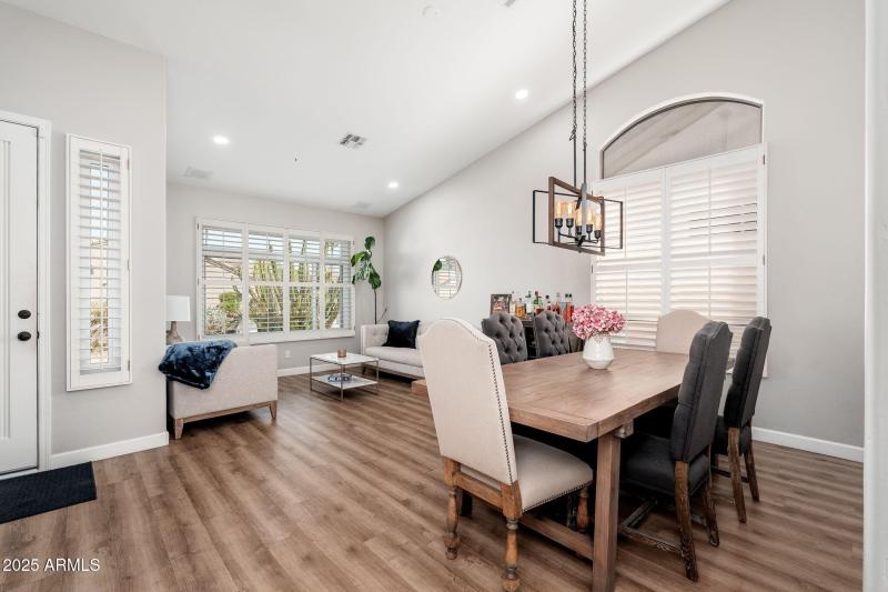 10035 E Janice Way - 03