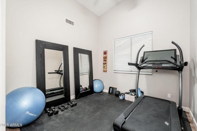 10035 E Janice Way - 19