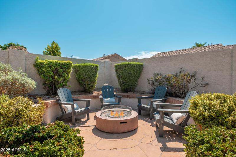 10035 E Janice Way - 26