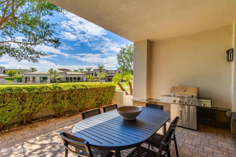 Covered Patio w/ Golf Course Views