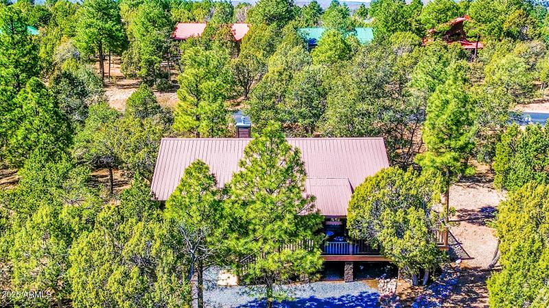 4760-W-Bison-Ln-air-1