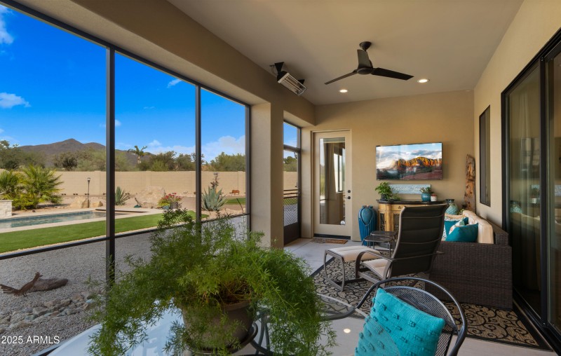Sun Room3