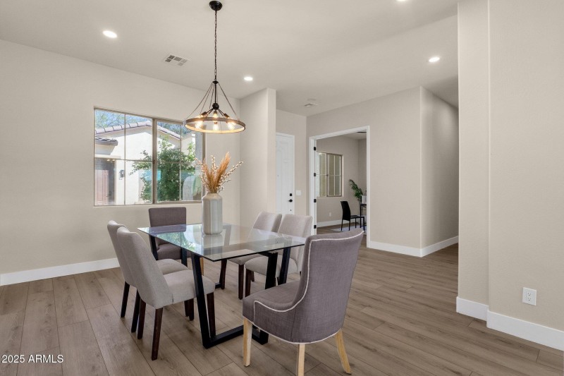 8-web-or-mls-17002-s-178th-ave