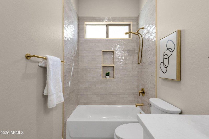 25-web-or-mls-17002-s-178th-ave