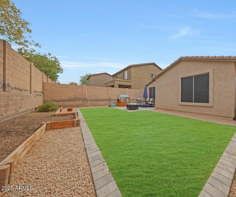 Spacious Backyard