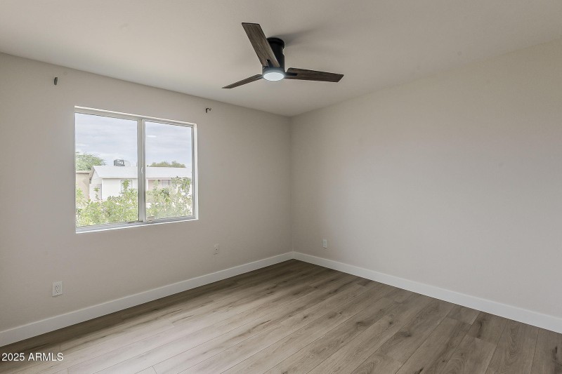 29-web-or-mls-Surrey-29