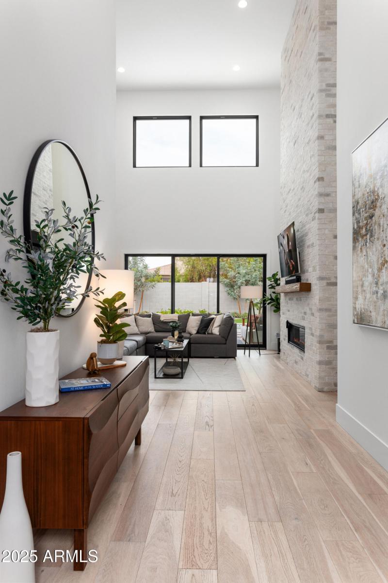 PropertyImageCo_4007N34thSt_WEB-22