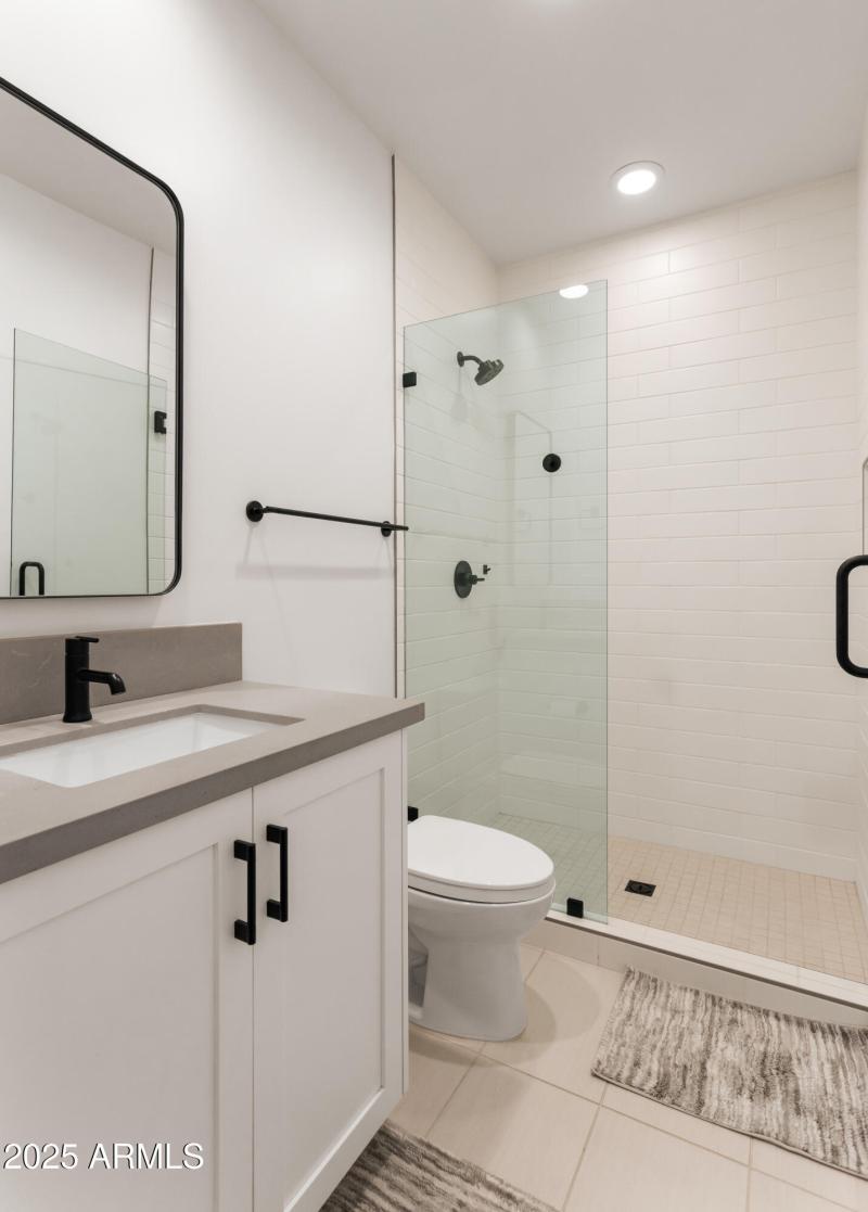 PropertyImageCo_4007N34thSt_WEB-34