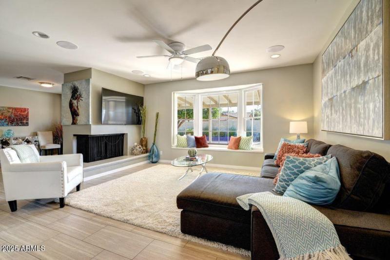 20200814030942863282000000-o