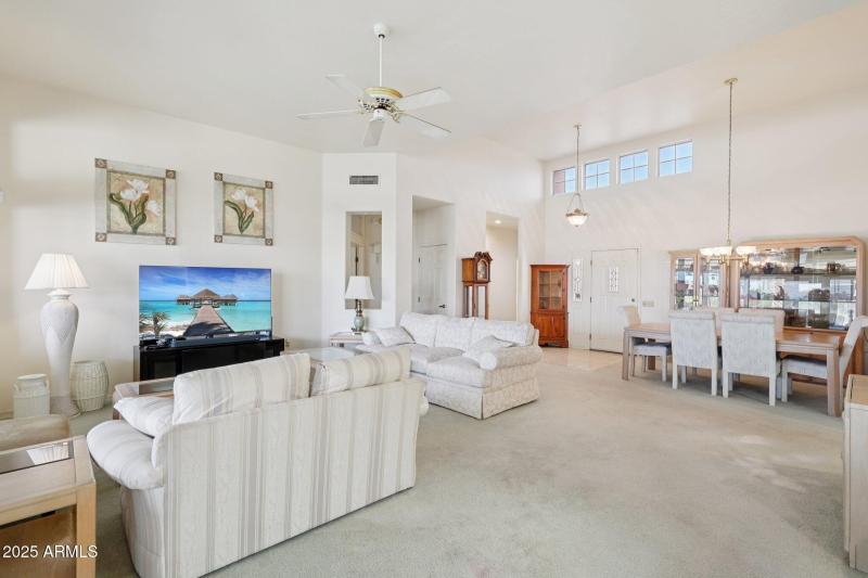 11-web-or-mls-W Desert Glen Dr-S0409-011