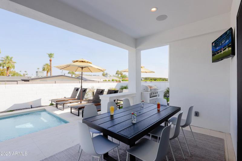 PropertyImageCo_4707N73rdSt_WEB-7