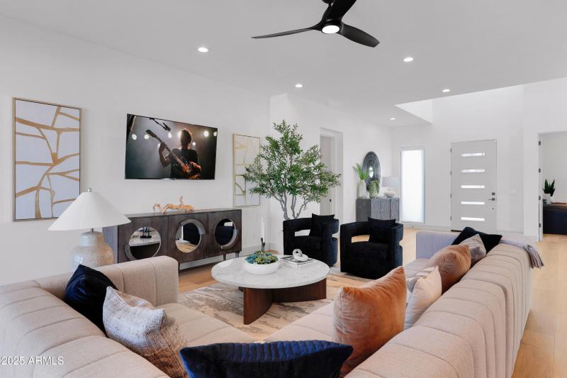 PropertyImageCo_4707N73rdSt_WEB-9