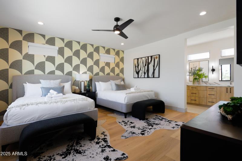 PropertyImageCo_4707N73rdSt_WEB-50