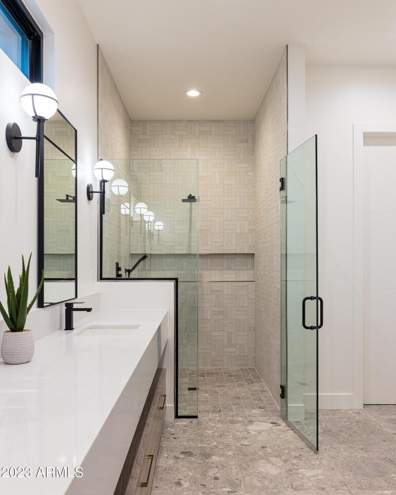 PropertyImageCo_13672N88thPl_WEB-48