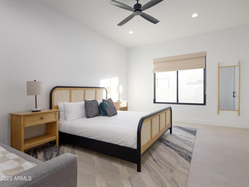 PropertyImageCo_13672N88thPl_WEB-35