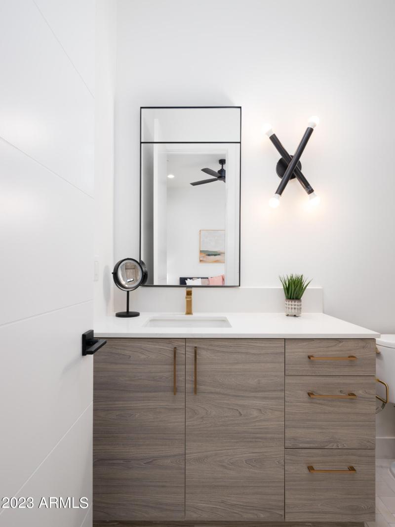 PropertyImageCo_13672N88thPl_WEB-43