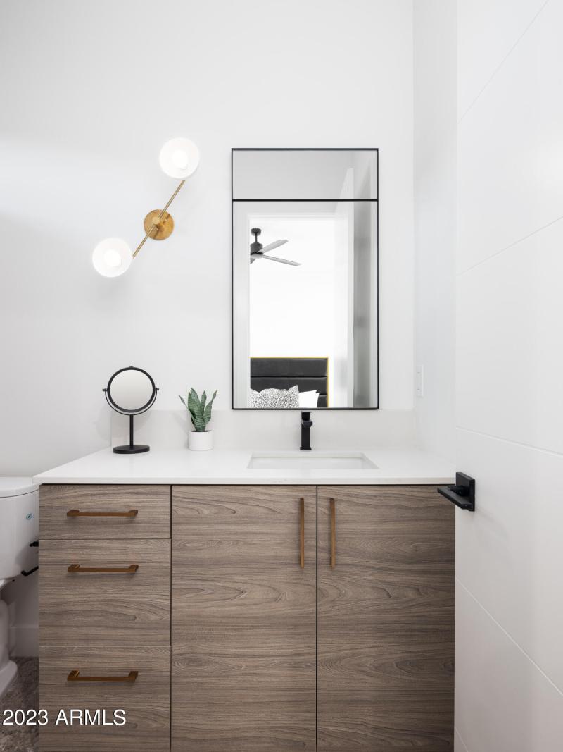 PropertyImageCo_13672N88thPl_WEB-45