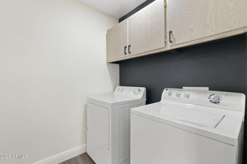 34-web-or-mls-QVB09315