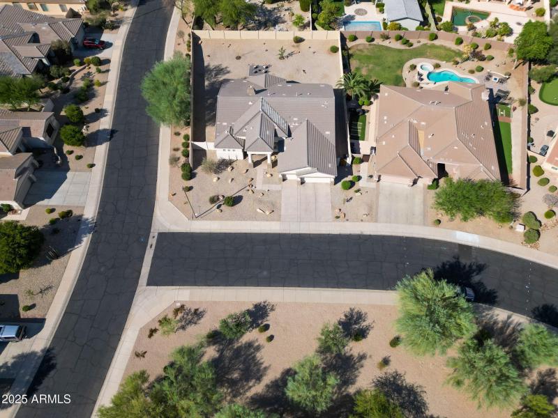 No neighbor across from you