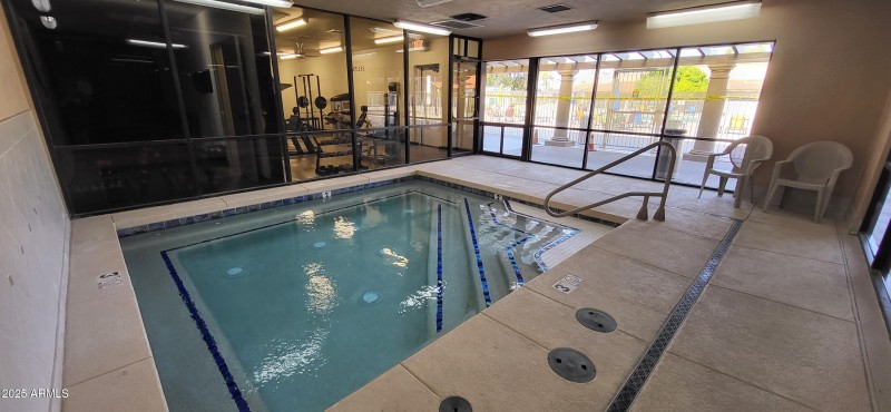 Indoor whirlpool_fitness center