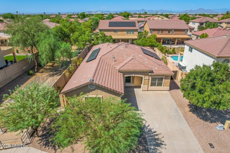 1302 E MILADA DR