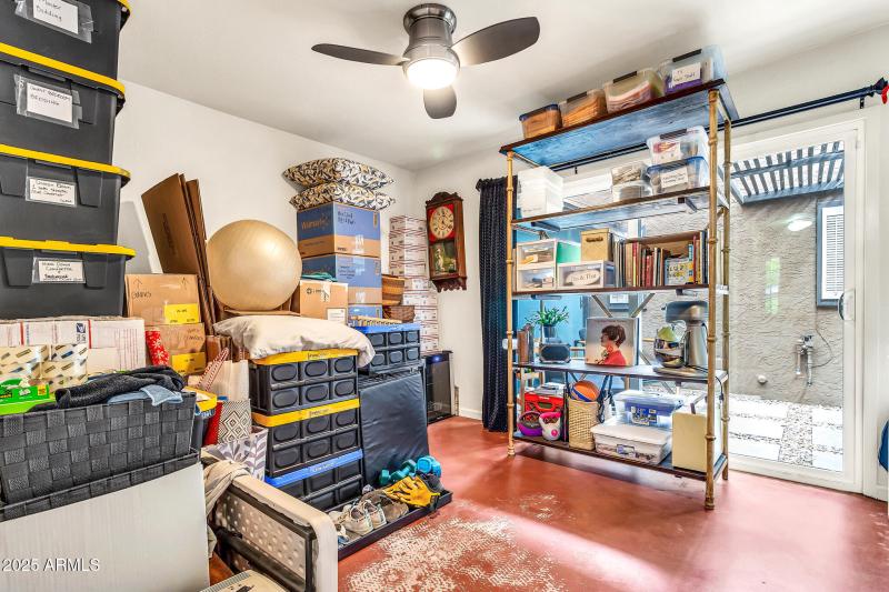 1124 E Driftwood Dr-23_(2048)