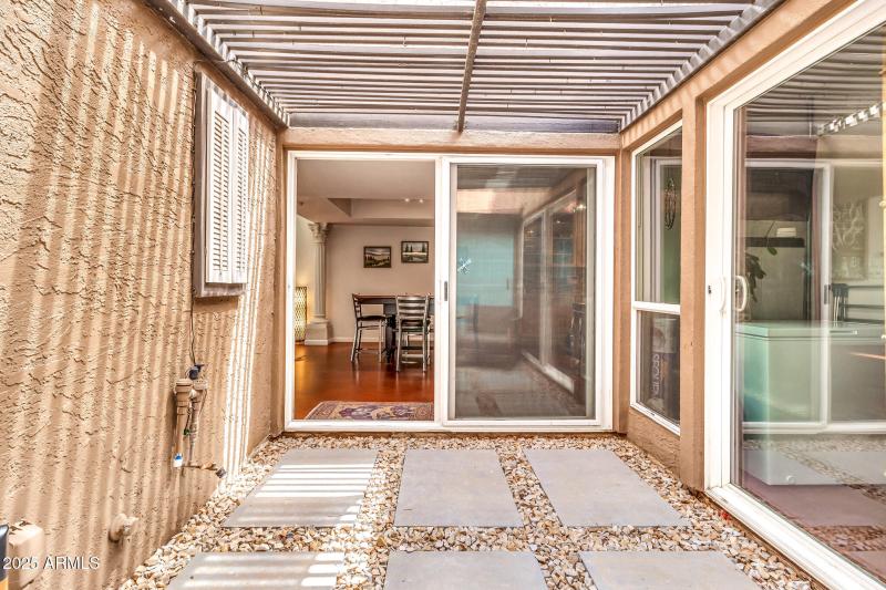 1124 E Driftwood Dr-47_(2048)