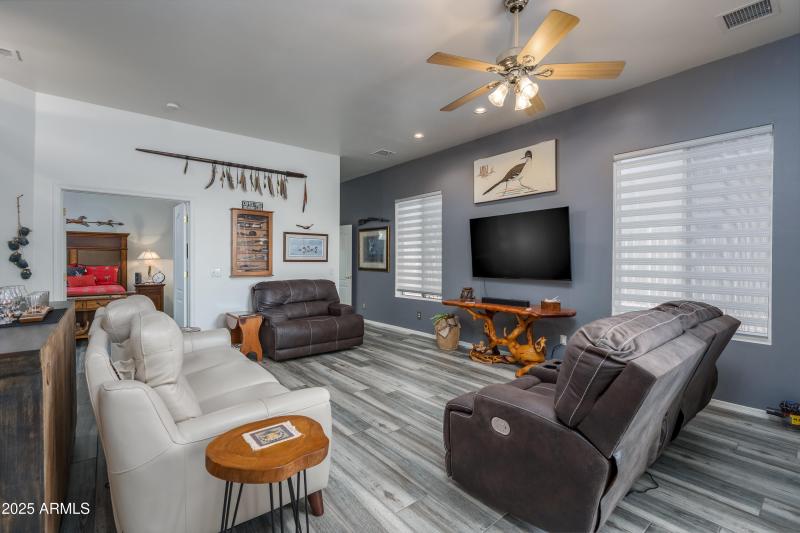 587 S Valle Escondido Cornville AZ-15