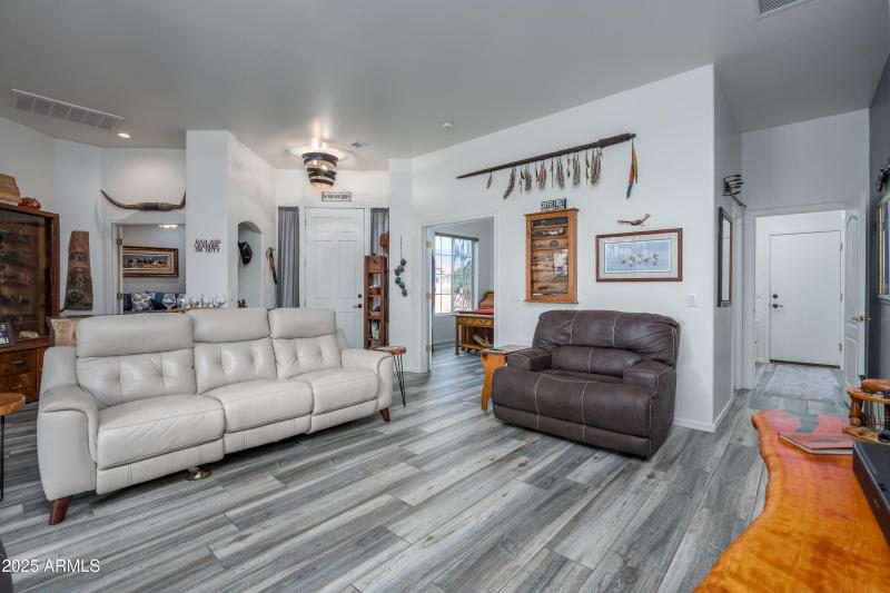 587 S Valle Escondido Cornville AZ-16