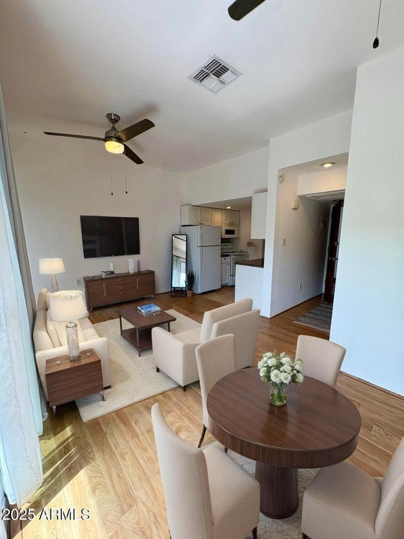 20250501161234156067000000-o-(1) - Livin