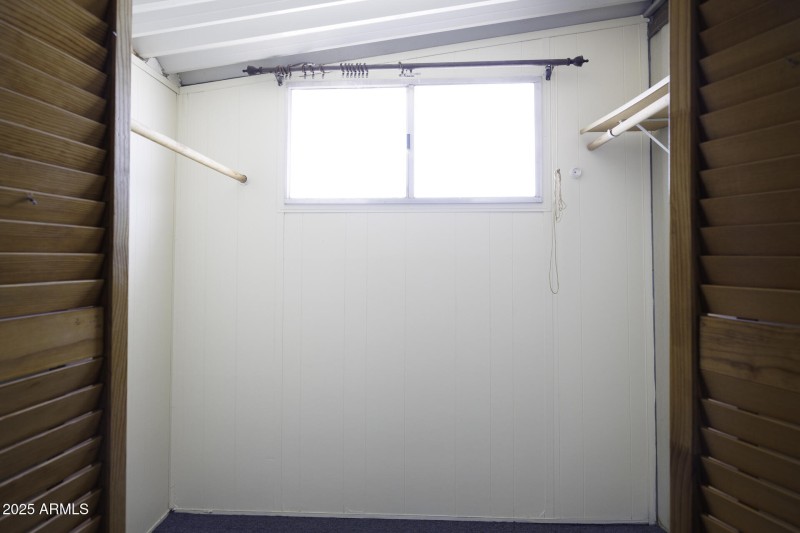 Arizona Closet Room