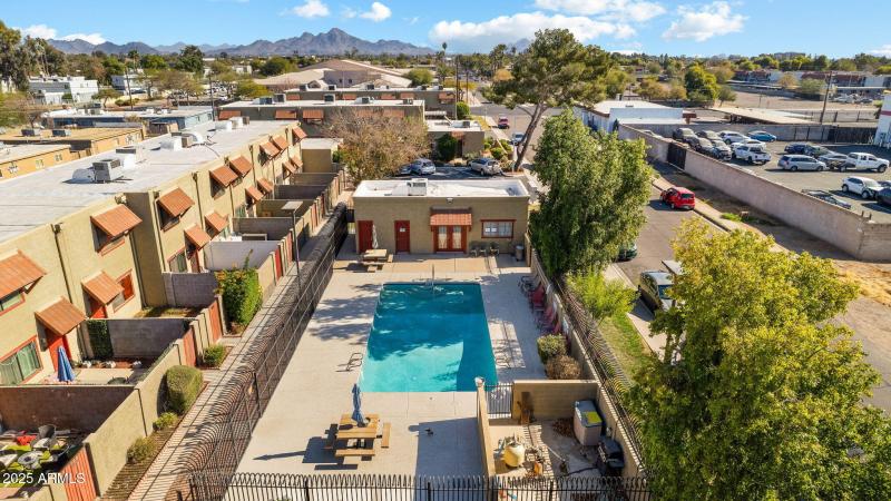 12-web-or-mls-DJI_0943