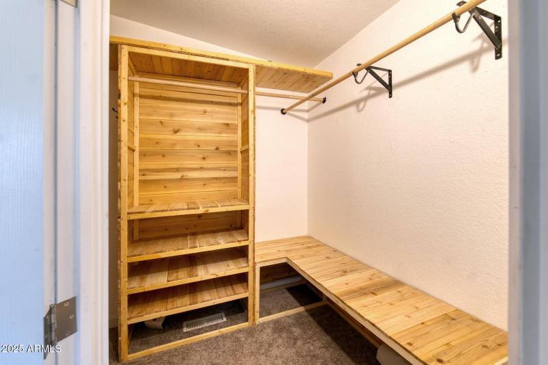 082008-1321 East Morris Lane