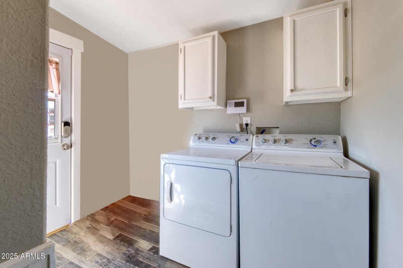 082116-1321 East Morris Lane