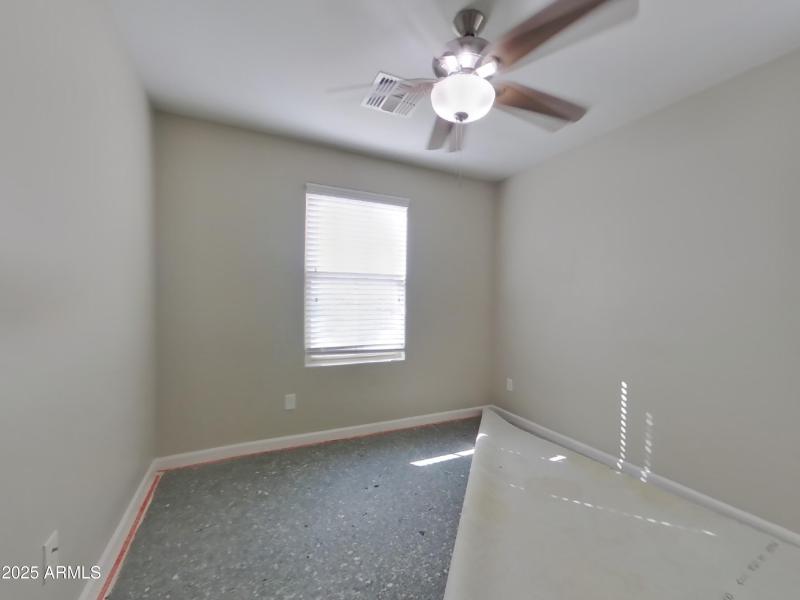 0_pc_uDuRAkPsoC_Sxt0NiLki3_layout_1