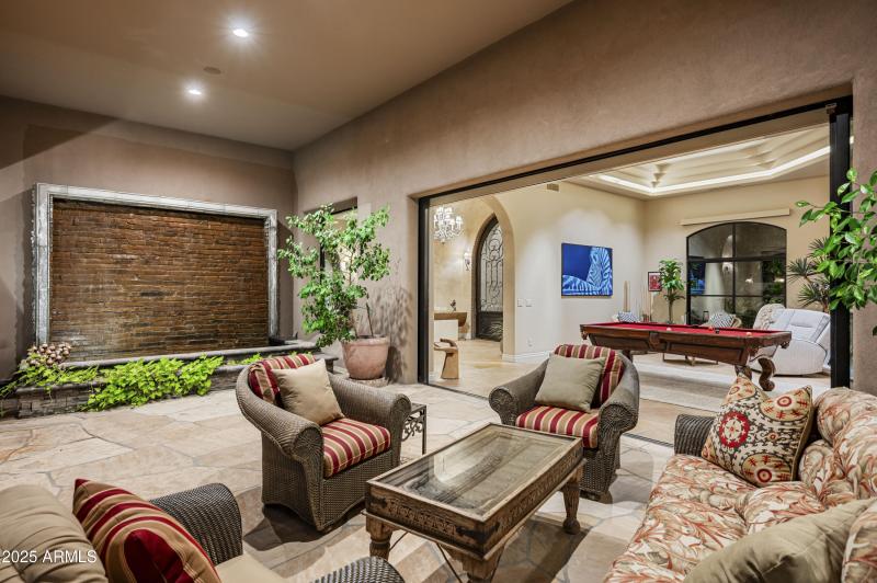 Indoor/outdoor living