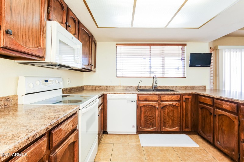 8-photo-Kitchen