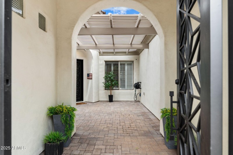 03__4636 E Carriage Ct