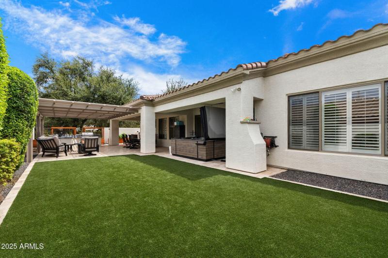 35__4636 E Carriage Ct