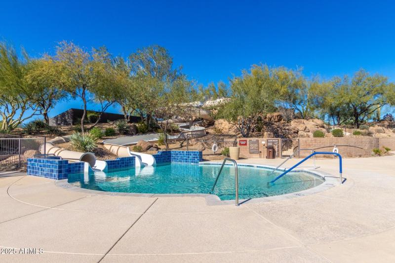 0401b21b28c04f52053d7ce7366feded