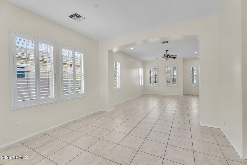 5-web-or-mls-39th Way-6