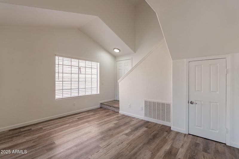 6-web-or-mls-Desiree-6