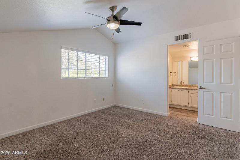 30-web-or-mls-Desiree-30