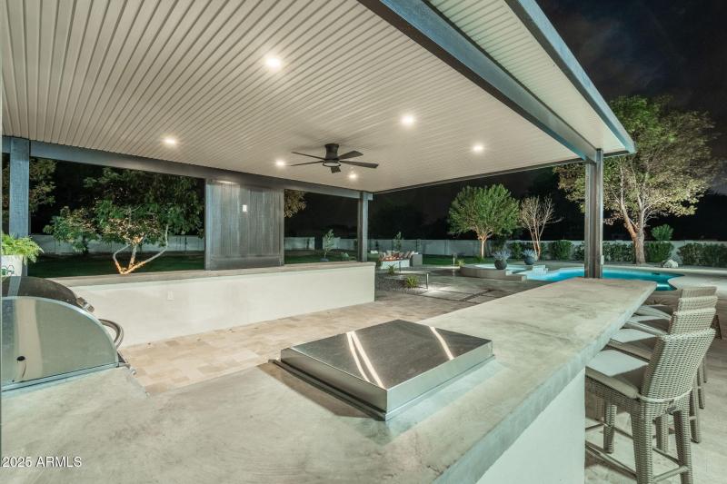 122-web-or-mls-QVB09388-HDR