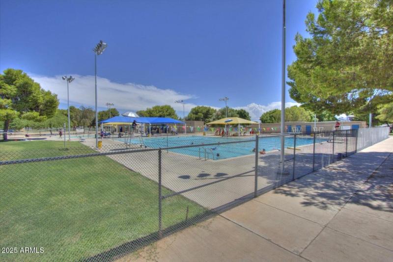 Nearby Aquatic Park Nearby