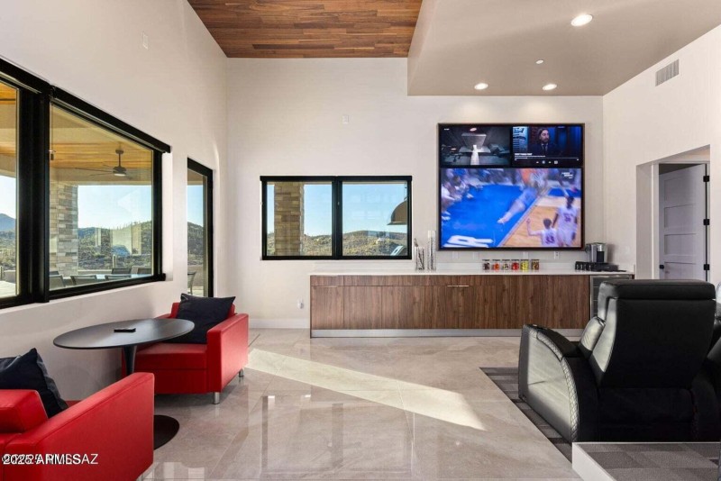 5901 W El Camino del Cerro